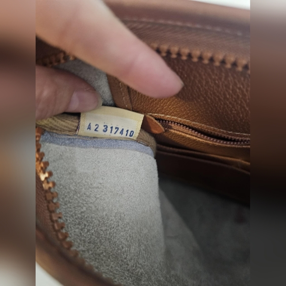 Dooney & Bourke Speedy Satchel Bag in cream leather - Picture 5 of 15